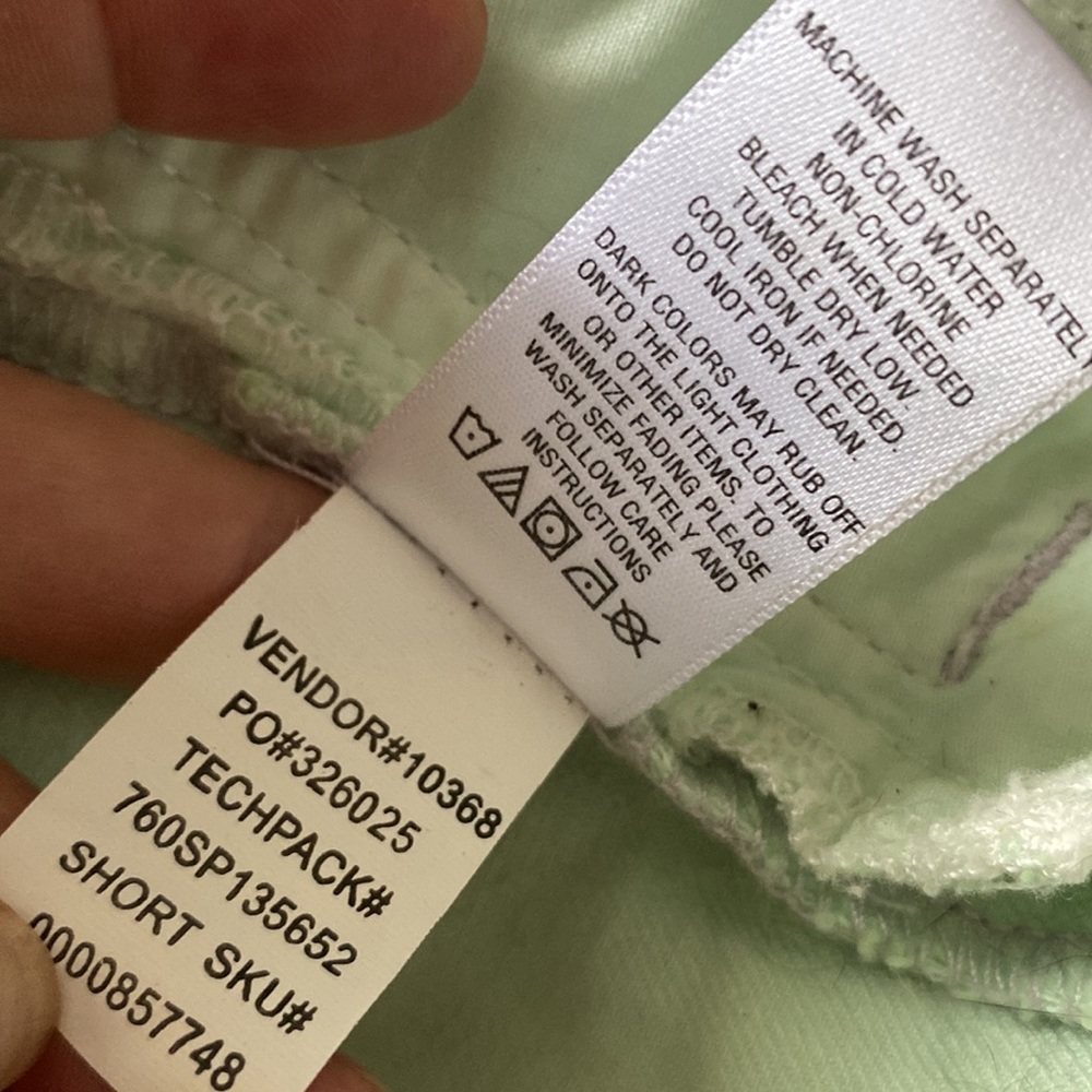 Bullhead Black distressed ombre denim jkt XL lilac green white chrome grommets - Picture 10 of 10